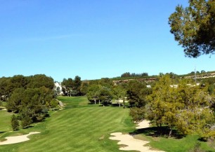 El Bosque Golf & Country Club<span class='vzdalenost'>(94 km od hotelu)</span>