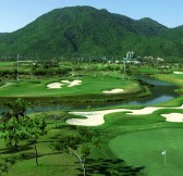 Yalong Bay Golf Club | Golfové zájezdy, golfová dovolená, luxusní golf