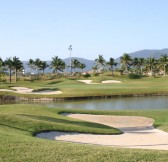 Yalong Bay Golf Club | Golfové zájezdy, golfová dovolená, luxusní golf