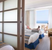 Kypr - Paphos - Olympic Lagoon hotel - pokoj family suite