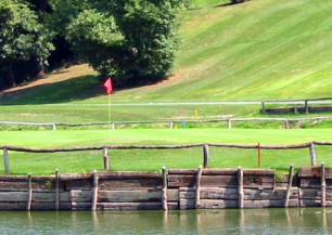 Hencse National Golf & Country Club<span class='vzdalenost'>(87 km od hotelu)</span>