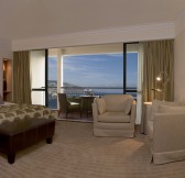 peninsula suite