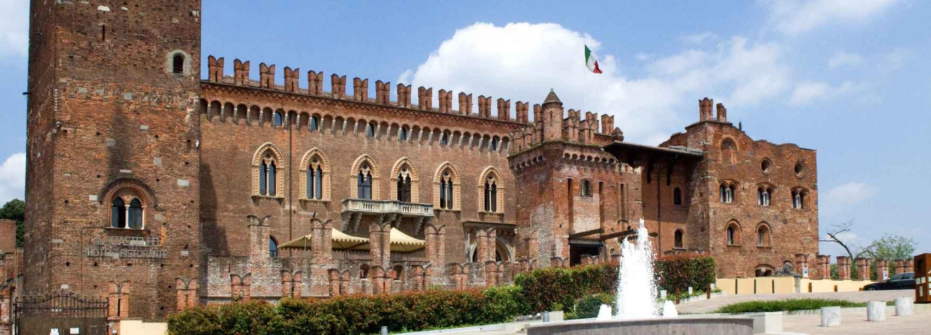 castello di carimate   ****