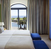 cascade-resort-gallerysuite-sleeping2