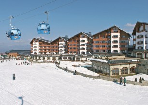 KEMPINSKI HOTEL GRAND ARENA BANSKO  | Golfové zájezdy, golfová dovolená, luxusní golf