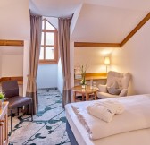 NĚMECKO-QUELLNESS GOLF RESORT BAD GRIESBACH FURSTENHOF-ROOM63