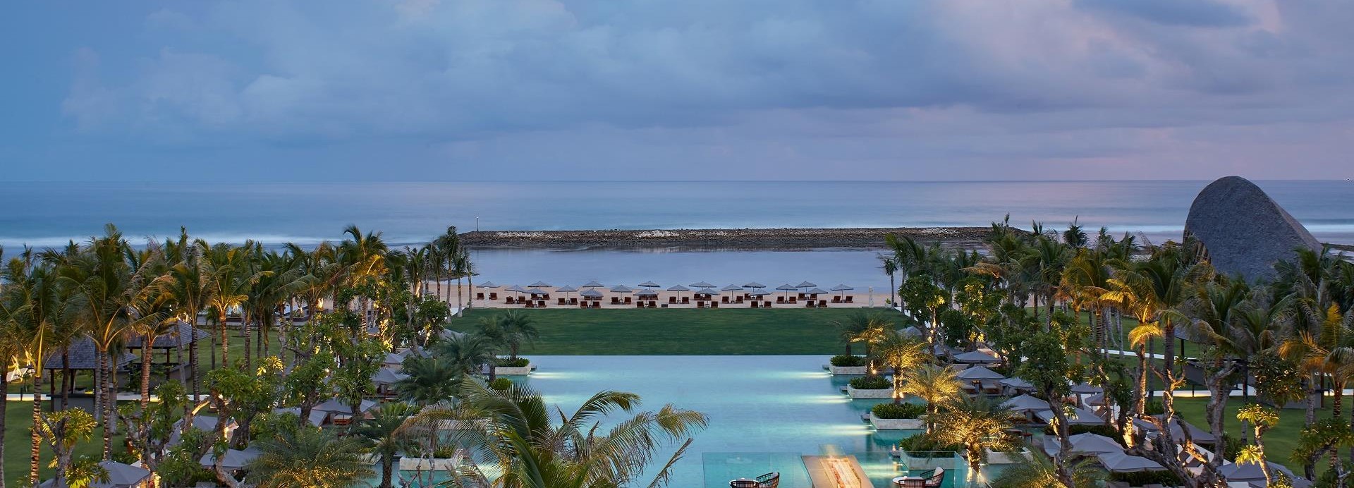 the apurva kempinski bali  *****