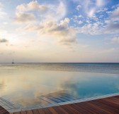 Maledivy - Kuredu Island Resort 4