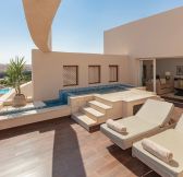 EGYPT - STEIGENBERGER MAKADI_ExecutiveSuite_Sea_RelaxingPool