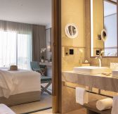 Oman-Muscat-Jumeirah-Muscat-Bay-hotel-32